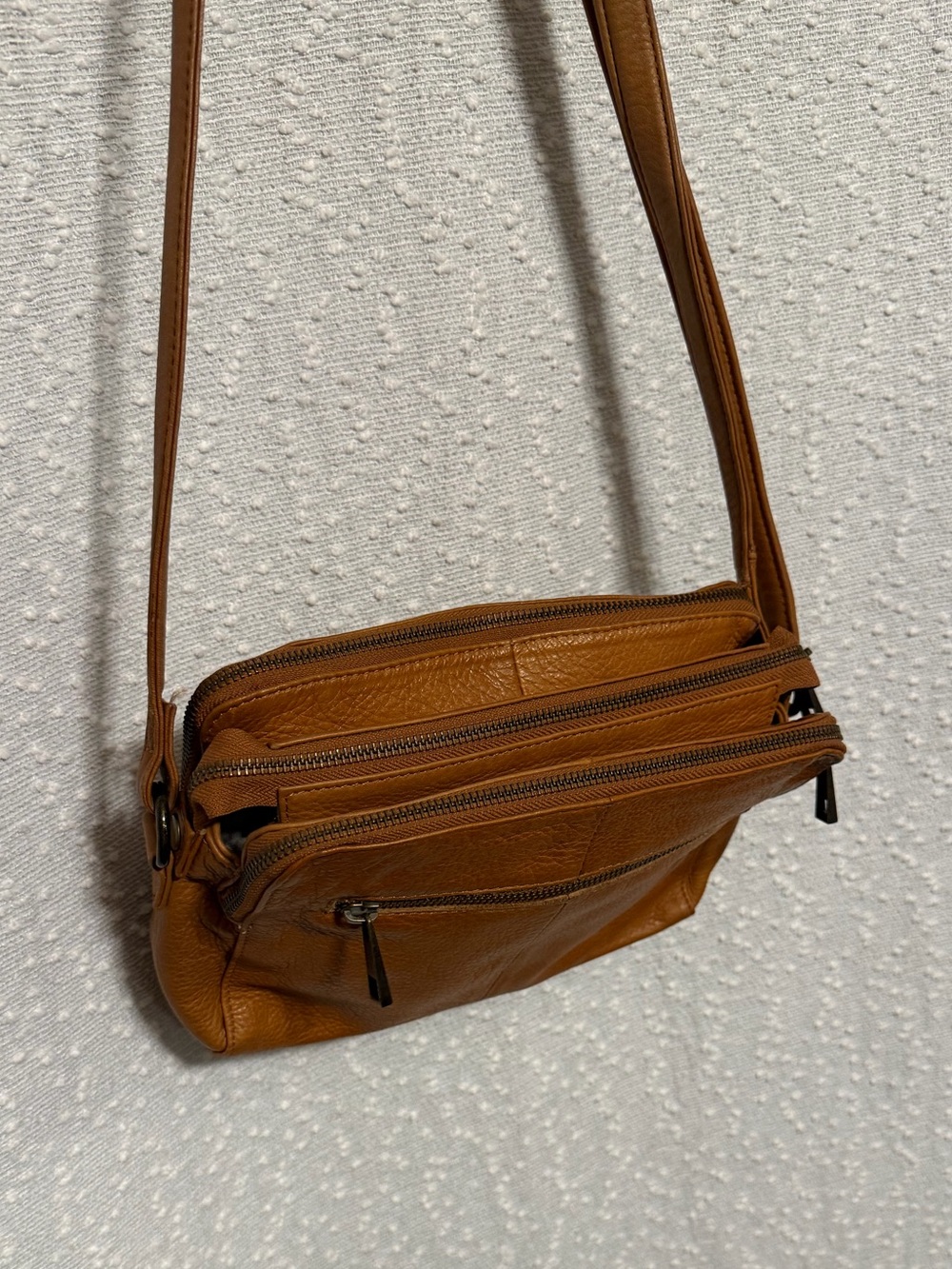 Leather Pebble Crossbody Bag in Tan — Adjustable Strap - Picture 3 of 9